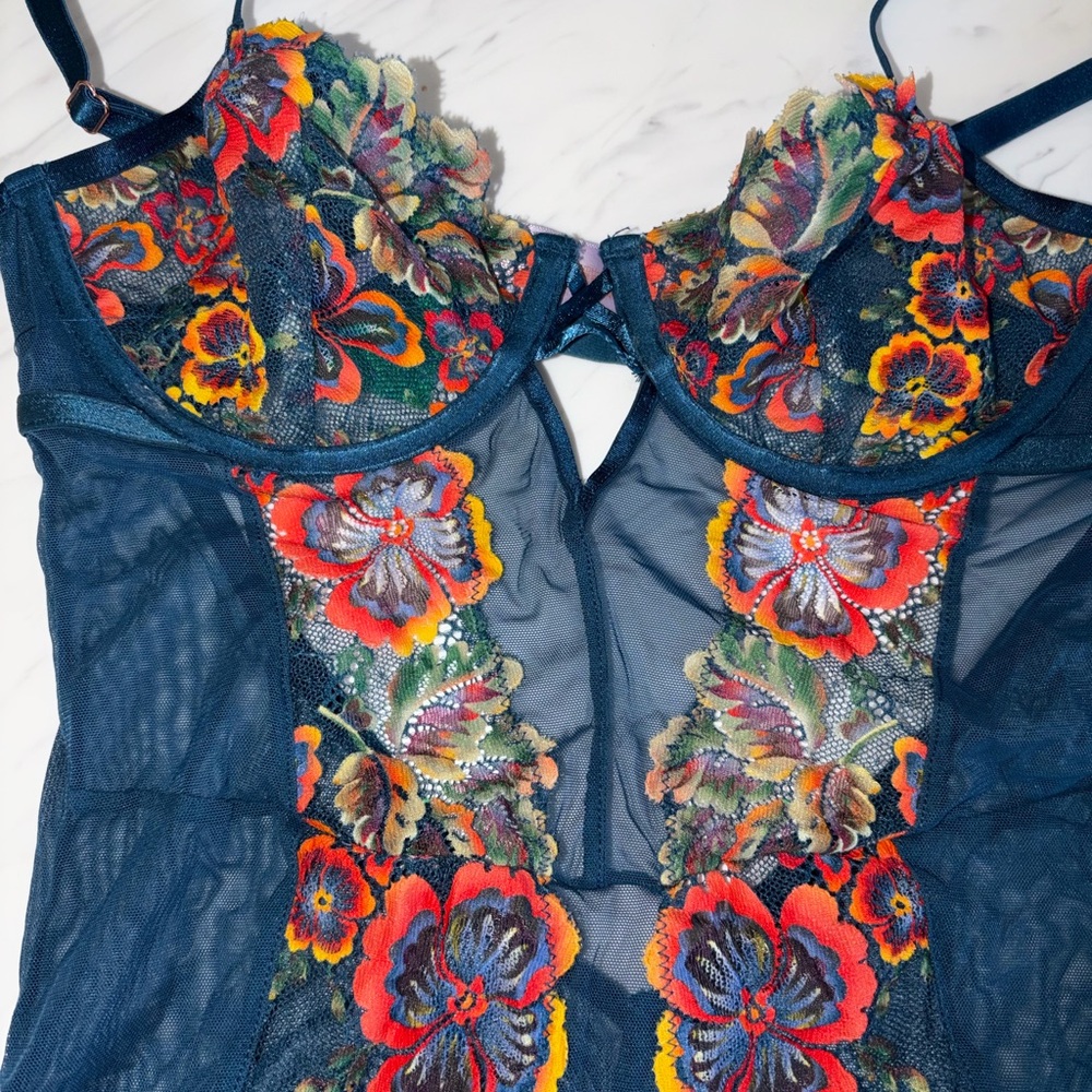 Savage X Fenty Underwire chemise slip lace sheer floral lingerie negligee xs - Picture 2 of 5